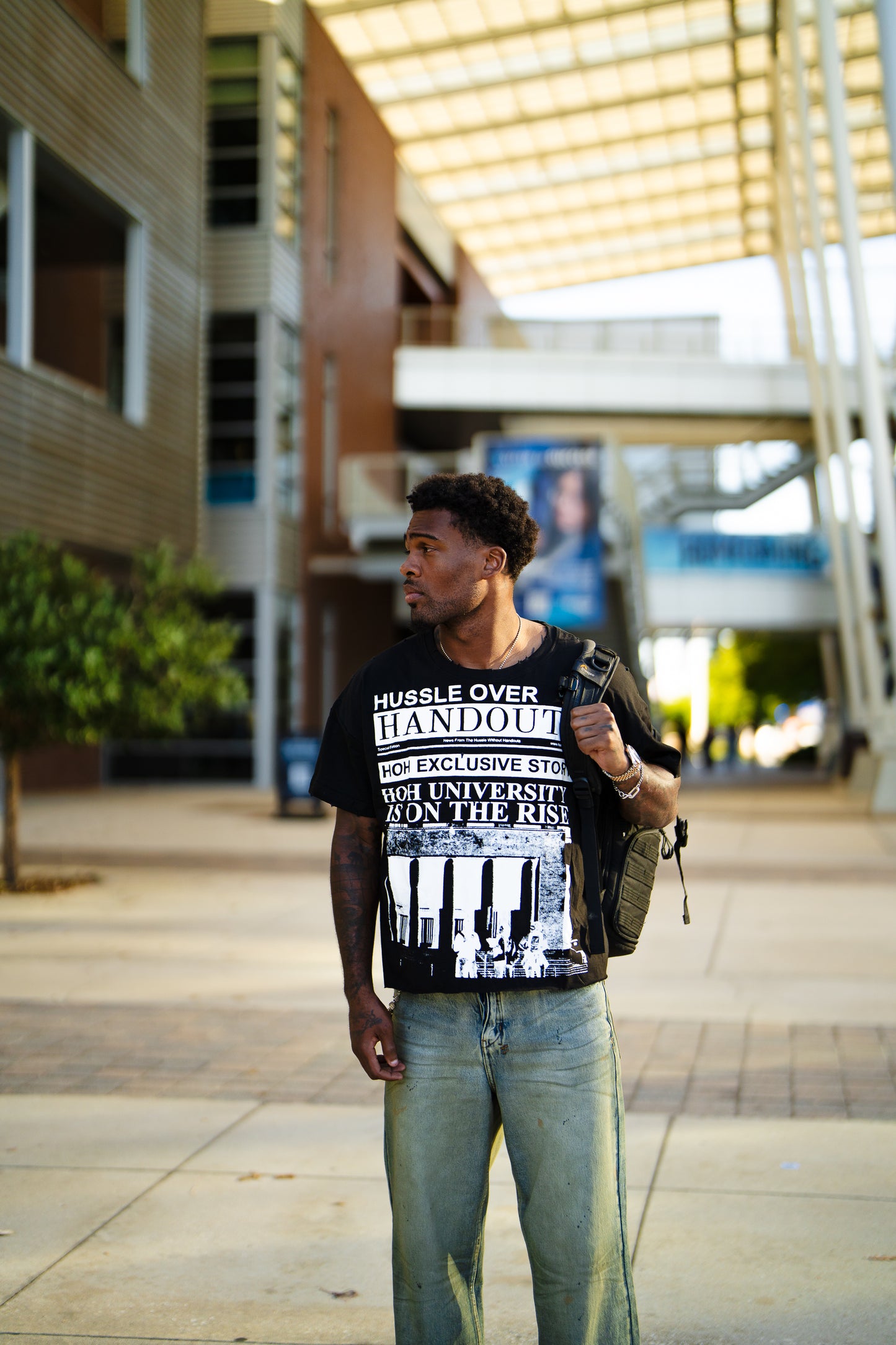 Distressed "HOH UNIVERSITY" Cropped Tee (BLACK)