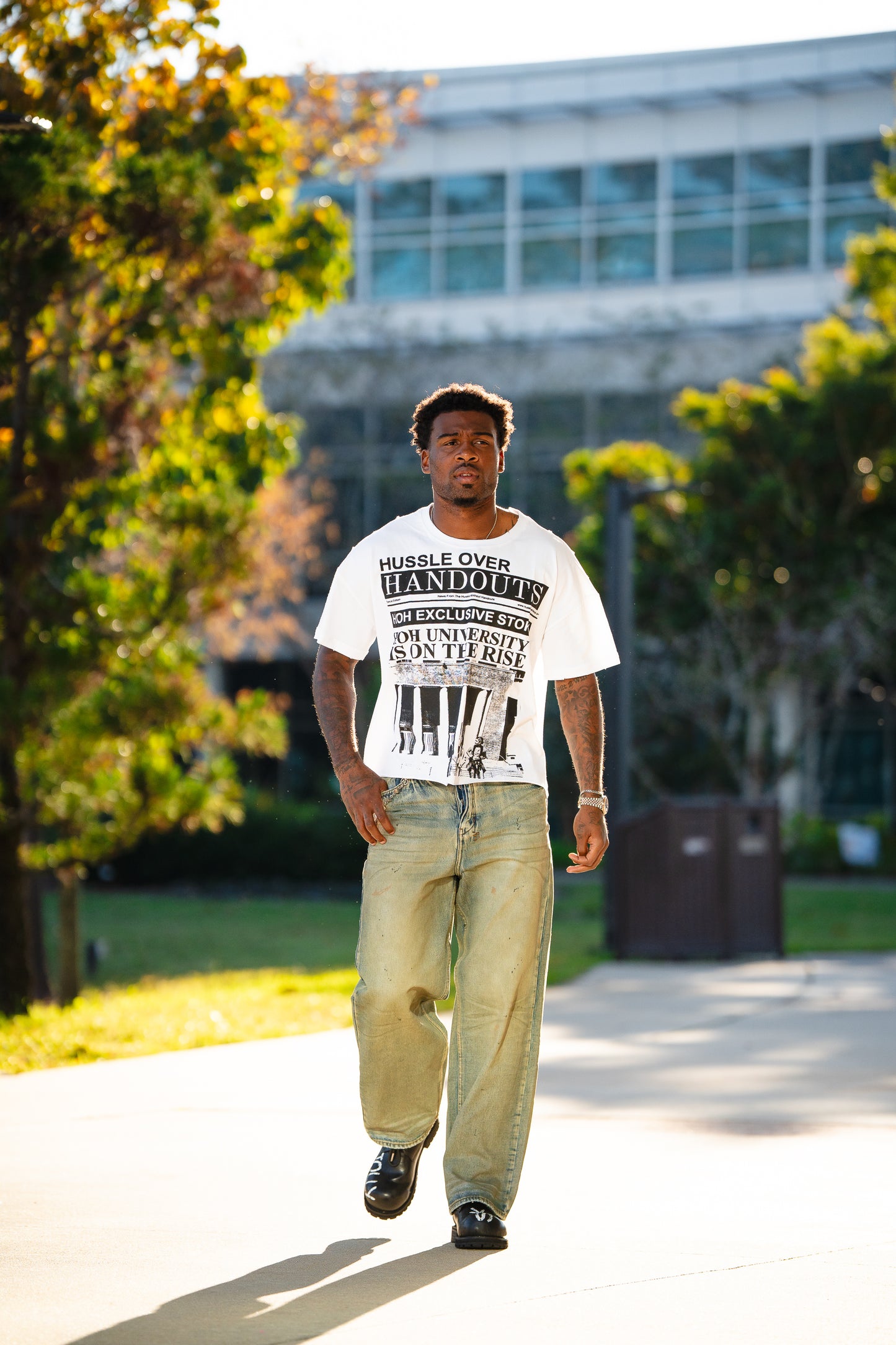 Distressed "HOH UNIVERSITY" Cropped Tee (WHITE)